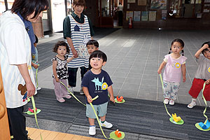 かたつむりとお散歩　あひる