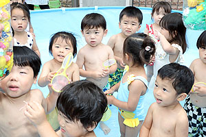 プール活動　たのしかったね‼　　ひよこ・あひる