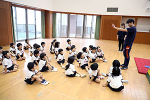 体操教室　ー跳び箱ー　ばら