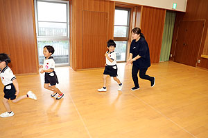 体操教室　ー跳び箱ー　ばら