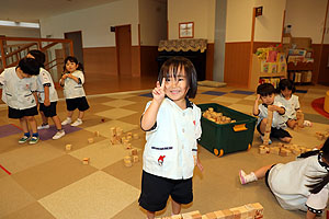 積み木で遊びました　りす