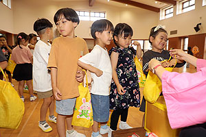 エンゼル七夕まつり　おかしのつかみどり・的あて・わなげ　年長　NO.3