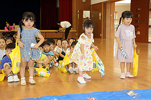 エンゼル七夕まつり　おかしのつかみどり・的あて・わなげ 　年中 NO.2