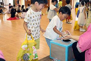 エンゼル七夕まつり　おかしのつかみどり・的あて・わなげ 　年中 NO.2