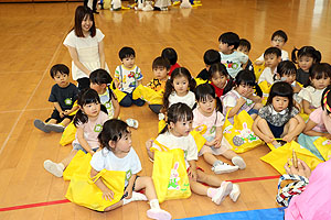 エンゼル七夕まつり　おかしのつかみどり・的当て・わなげ　年少・ひよこ・あひる　NO.2