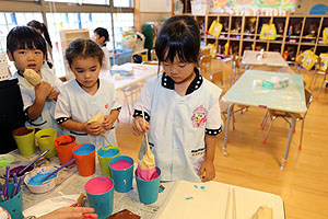 チョコバナナの制作　すみれ