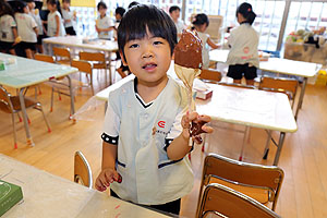 チョコバナナの制作　すみれ