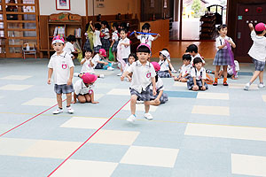 シフォンスカーフ遊び　ひまわり・ばら