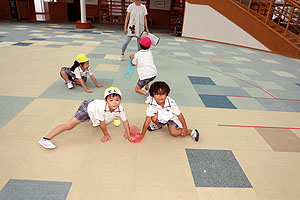 シフォンスカーフ遊び　ひまわり・ばら