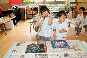 花火・ヨーヨーの制作　きりん