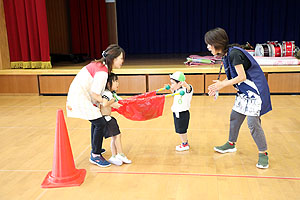 7月生まれのお誕生会　ー おみこしリレー ー　年少組