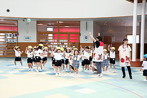 7月生まれのお誕生会　ーつなひきー　　年中組