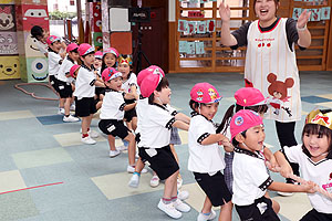 7月生まれのお誕生会　ーつなひきー　　年中組