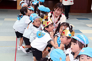 7月生まれのお誕生会　ーつなひきー　　年中組