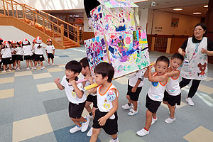 お神輿楽しかったね　ひよこ・ひまわり