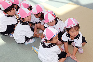 綱引き大会たのしかたったね！　きりん・うさぎ