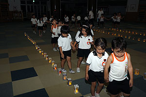 年長お泊り保育５・ランタン・キャンプファイヤー・花火大会