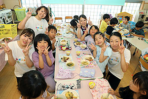 カミングエンゼル　　給食美味しかったね