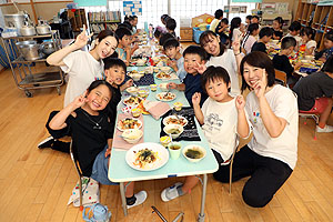 カミングエンゼル　　給食美味しかったね