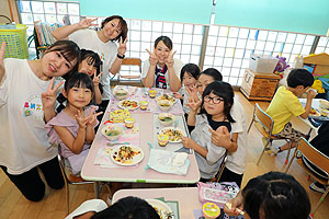 カミングエンゼル　　給食美味しかったね