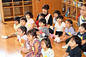 8月生まれのお誕生会　ー小麦粉粘土ー　ひよこ・あひる