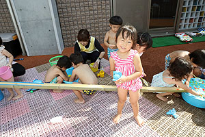 水遊び　気持ち良かったね！　あひる