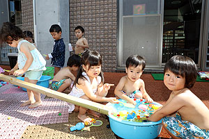 水遊び　気持ち良かったね！　あひる