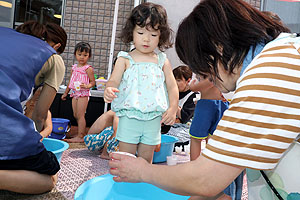 かき氷屋さんに大変身！　あひる