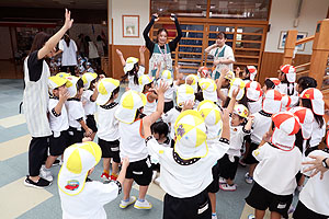 運動会の活動　かけっこ　　年少組