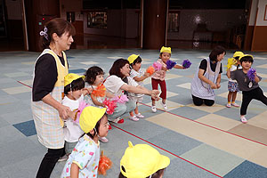 運動会のリズム活動　ひよこ・あひる