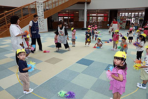 運動会のリズム活動　ひよこ・あひる