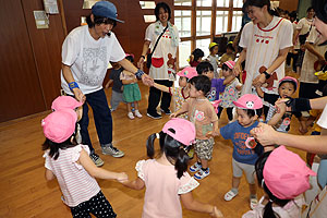 ロケットくれよんさんのふれあいライブ！！　