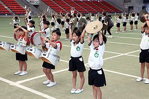 運動会予行１　　年長組　鼓笛・A・B