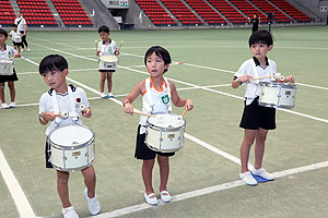 運動会予行１　　年長組　鼓笛・A・B