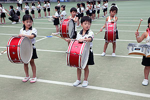 運動会予行１　　年長組　鼓笛・A・B