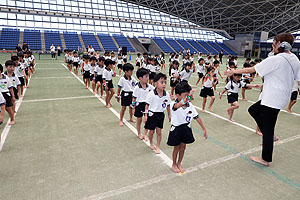 運動会予行3　　　年長組　組体操