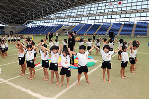 運動会予行4　　　年長組　バルーン