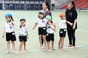 運動会予行5　　　年長組リレー