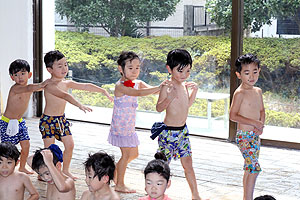 スイミングクラブに行きました　ひまわり・さくら・たんぽぽ　NO．2	