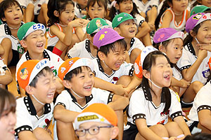 ９月生まれのお誕生会　―絵本の読み聞かせ―　年長・年中