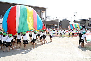 運動会のバルーン活動　年長組