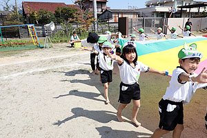 運動会のバルーン活動　年長組