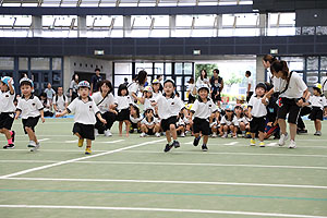 エンゼル運動会３　　　年少かけっこ