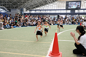 エンゼル運動会７　　　リレー　年長