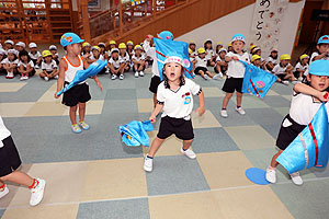 運動会のリズム活動　年中組