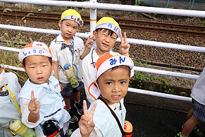 お散歩へでかけました　ひまわり・きりん