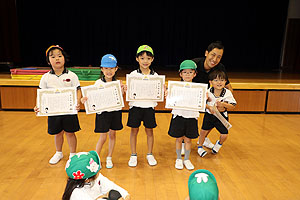 運動会の表彰式　　年長組