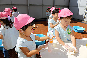 泡遊びたのしかったね　ひよこ