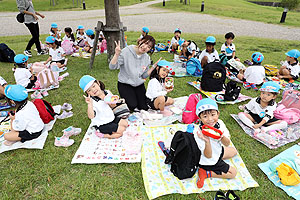 東員町中部公園遠足　 年中　 NO.3