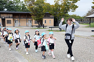 東員町中部公園遠足 　年中　 NO.1